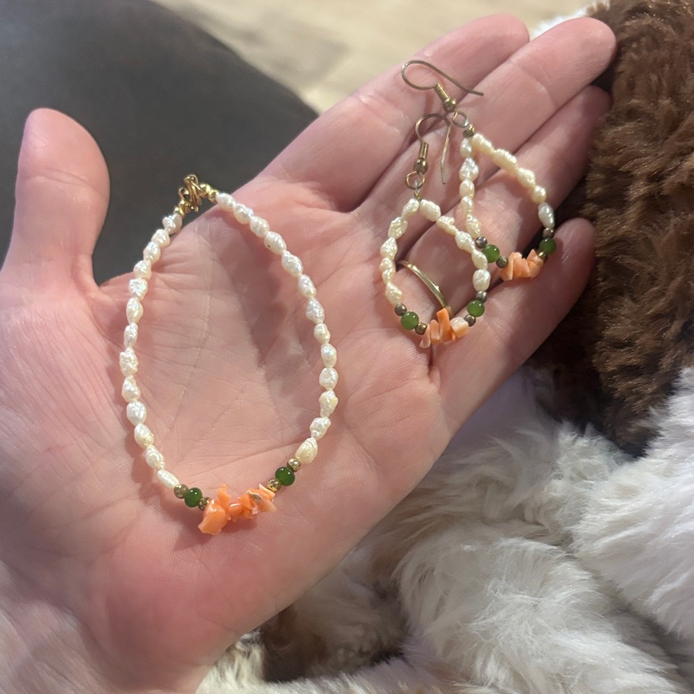 Vintage freshwater pearl with jade and coral beads. Full set